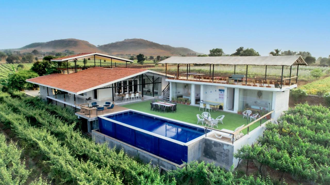 Saffronstays Onellaa, Nashik - Infinity Pool Villa Surrounded By A Vineyard Ngoại thất bức ảnh