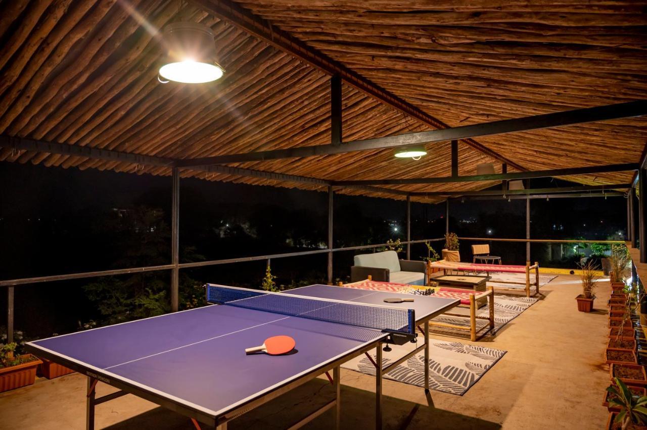 Saffronstays Onellaa, Nashik - Infinity Pool Villa Surrounded By A Vineyard Ngoại thất bức ảnh